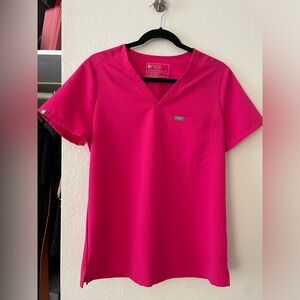 Figs Catarina- One-Pocket Scrub Top - Small Shocking Pink